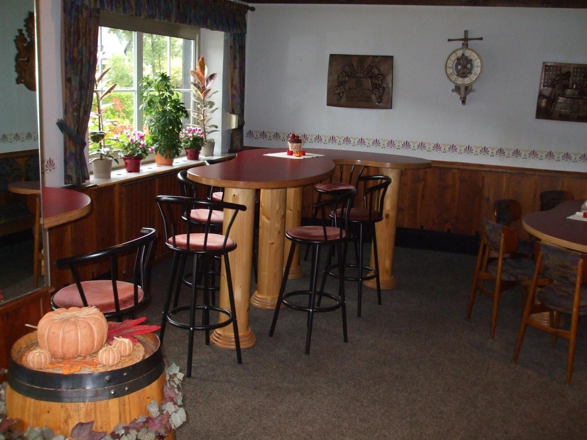 Hotel-Restaurant Zum Dorfkrug Winterberg Eksteriør bilde